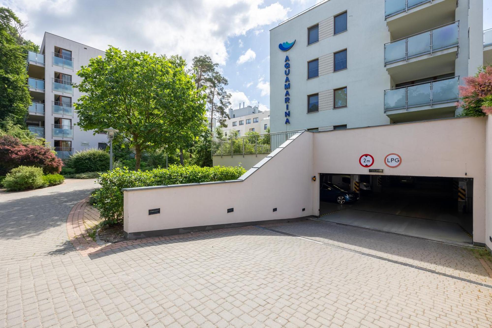Aquamarina Apartment With Terrace - Close To The Beach - By Renters Miedzyzdroje Eksteriør bilde