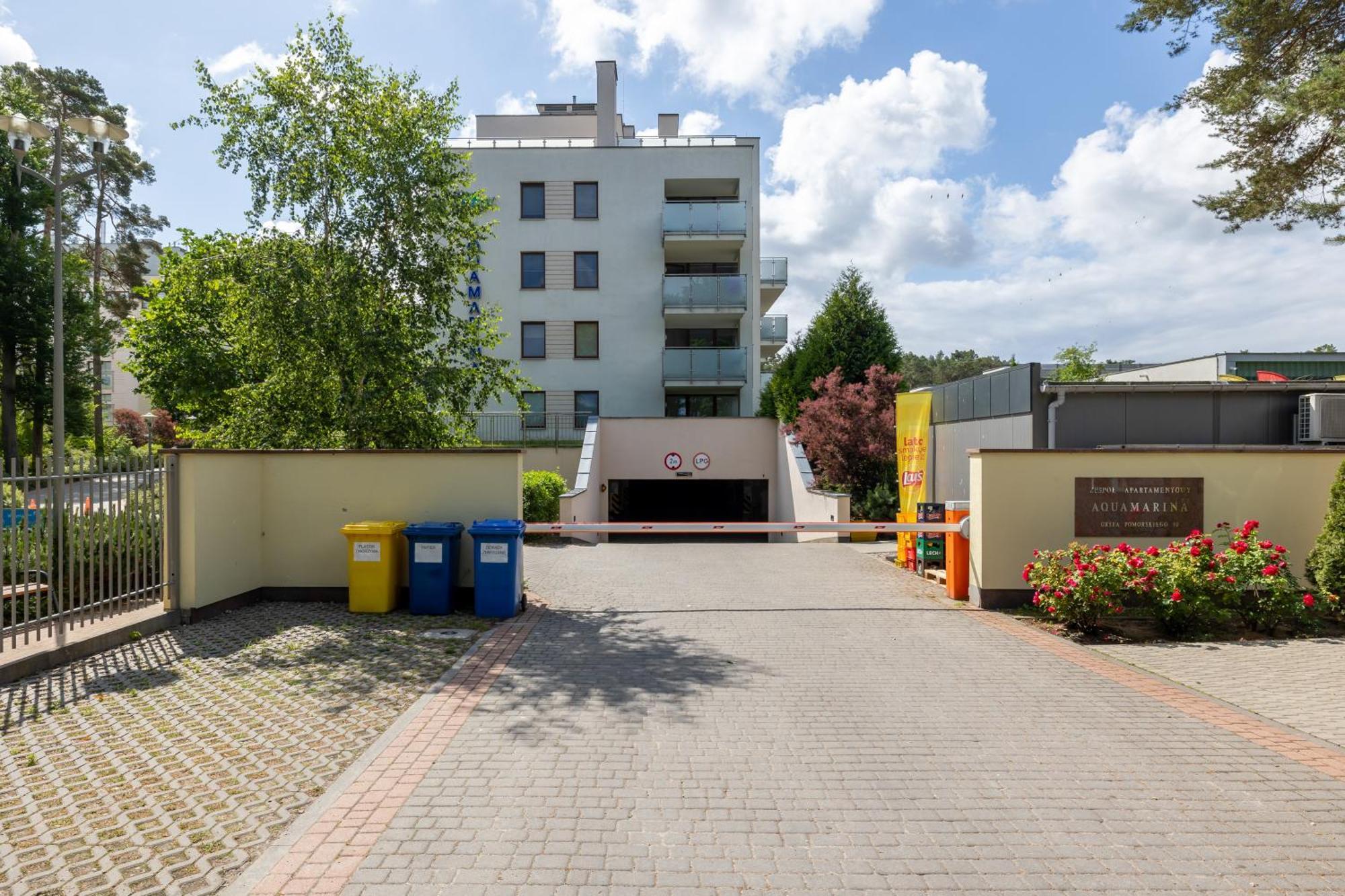 Aquamarina Apartment With Terrace - Close To The Beach - By Renters Miedzyzdroje Eksteriør bilde